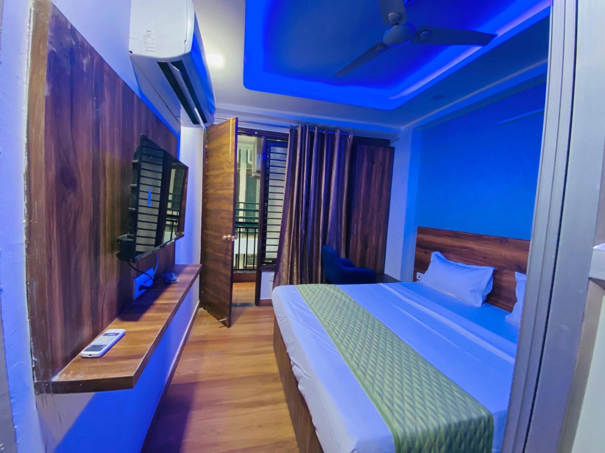Surya International Bed and Breakfast New Delhi Eksteriør billede